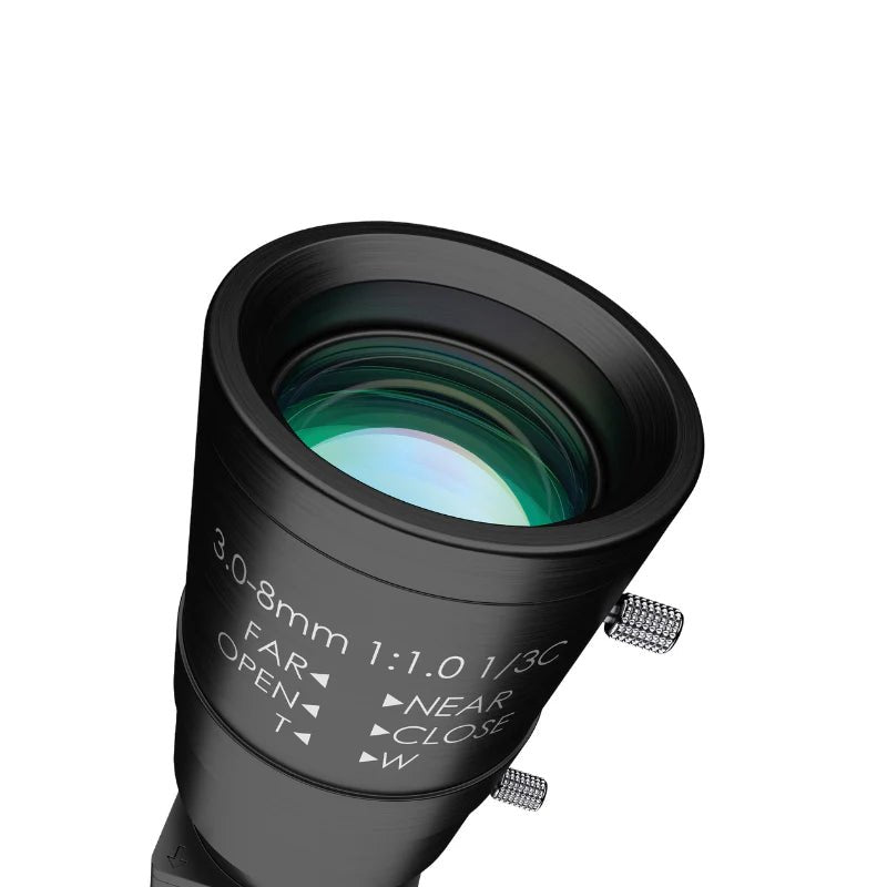 Close up view of Uneekor Swing Optix lens